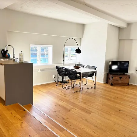 Pier 16 Im Pierspeicher Kappeln